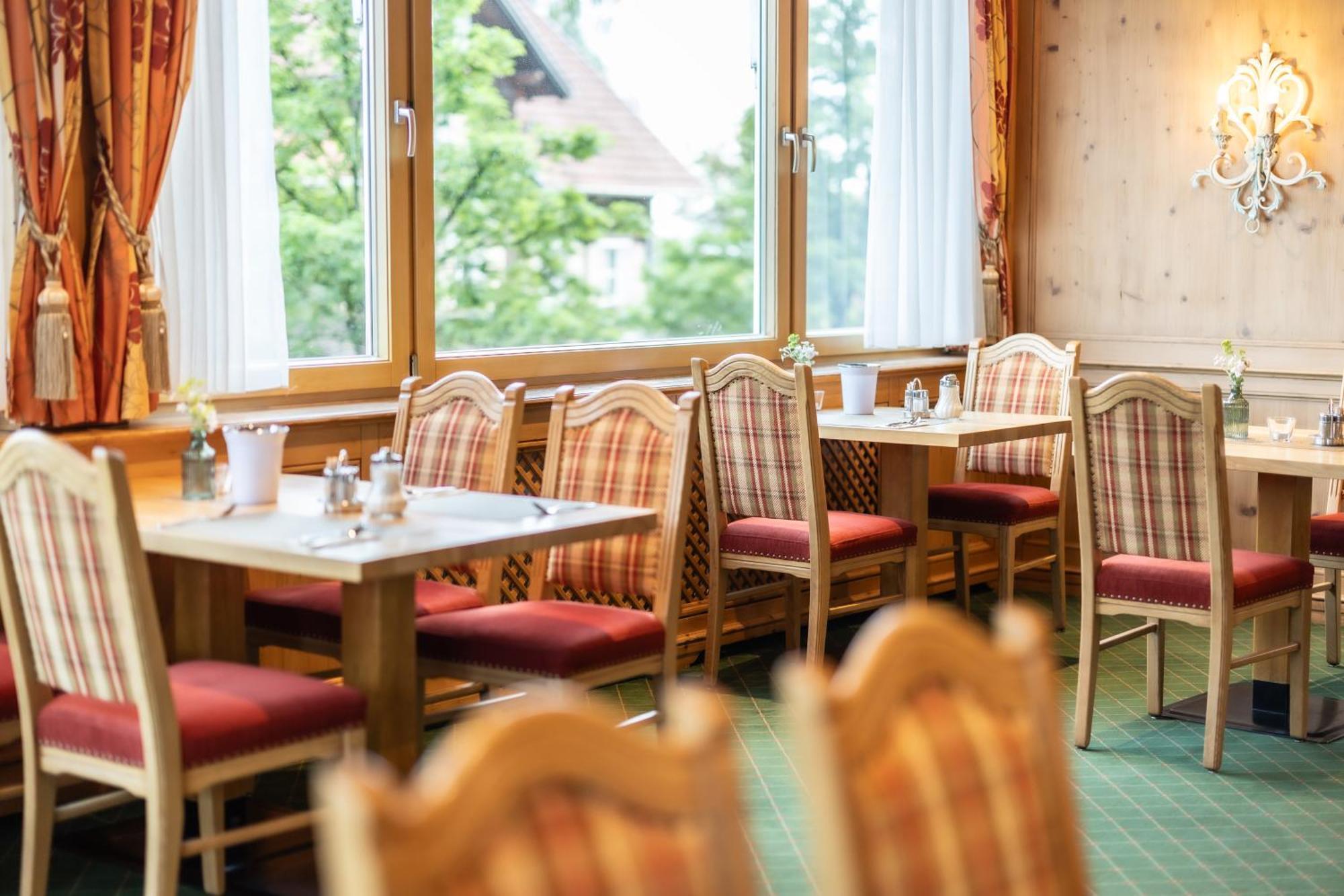 Hotel Engel Alberschwende Bagian luar foto
