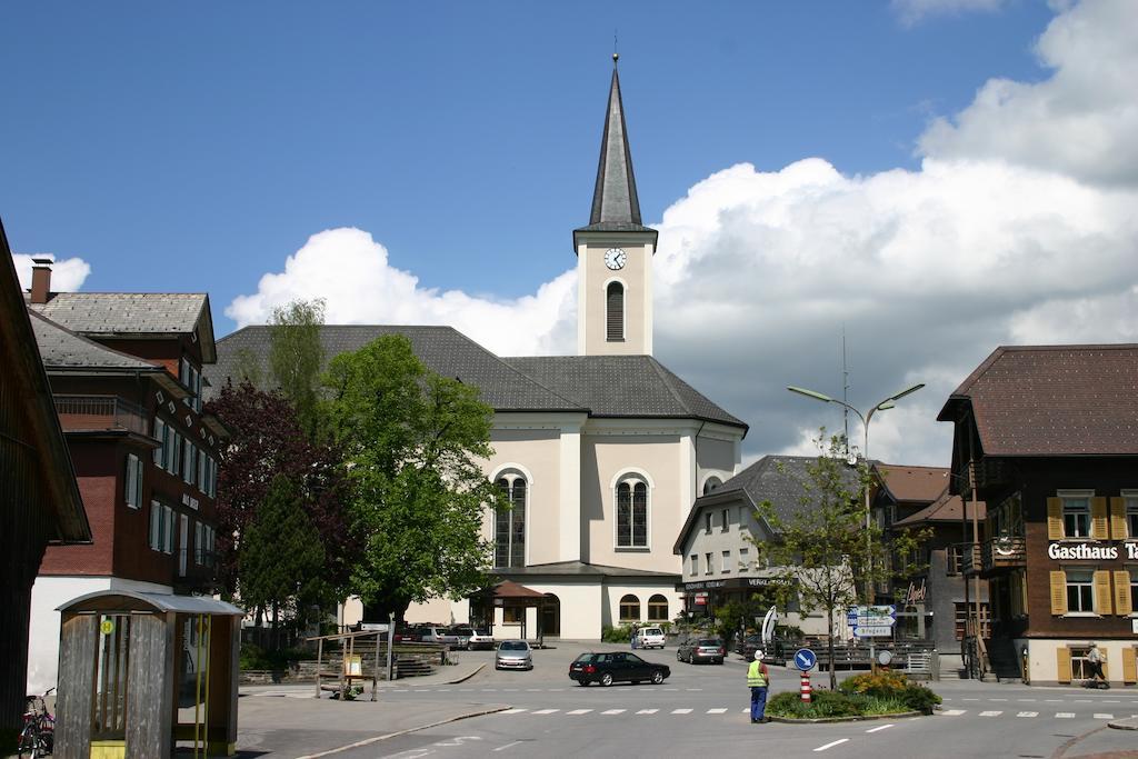 Hotel Engel Alberschwende Bagian luar foto