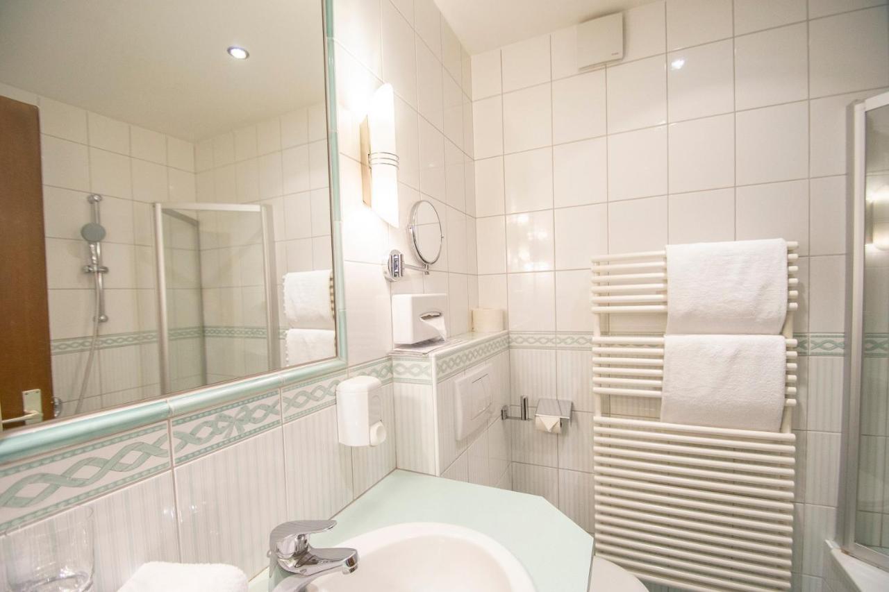 Hotel Engel Alberschwende Bagian luar foto